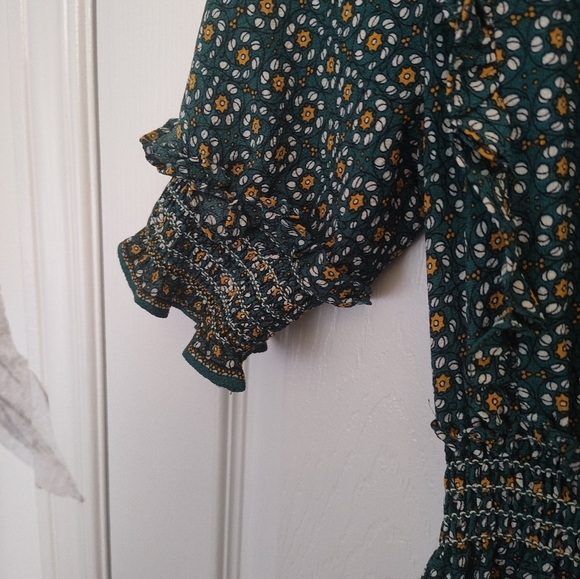 Max Studio Tiered Maxi Dress - Picture 4 of 5